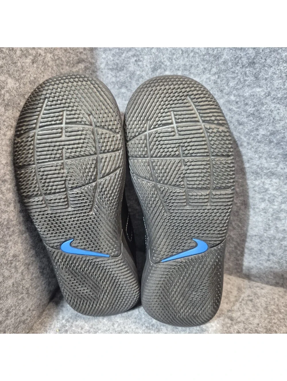 Nike Tempo Black Kids Shoes